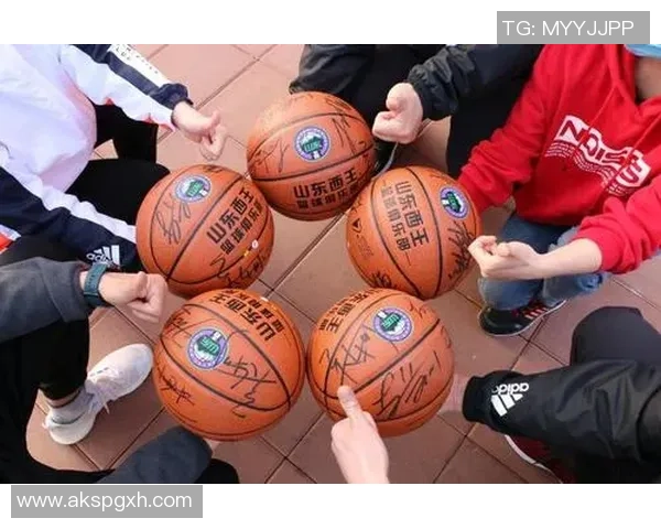 为男生篮球比赛加油助威送什么礼物最能表达心意和支持